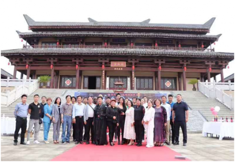 酥进长安两位创始人新闻
